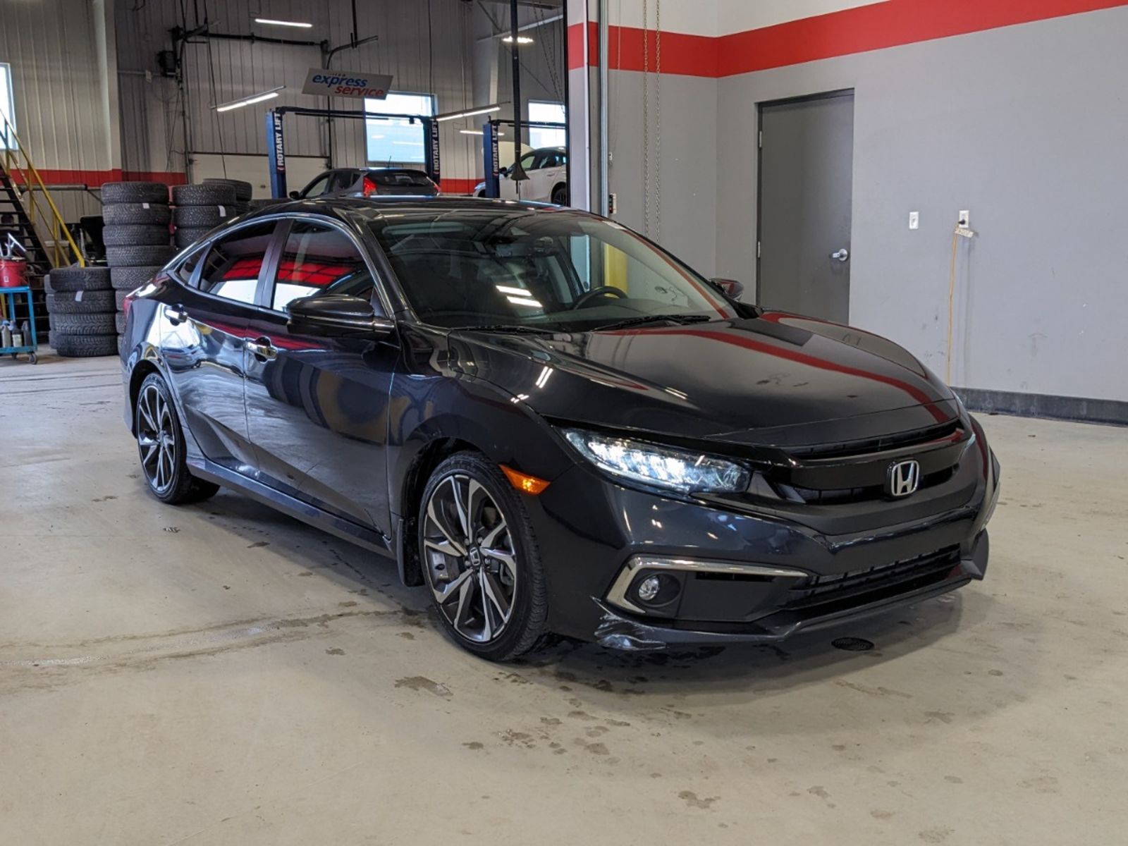 2020 Honda Civic Sedan Touring - Leather, navigation, sunroof