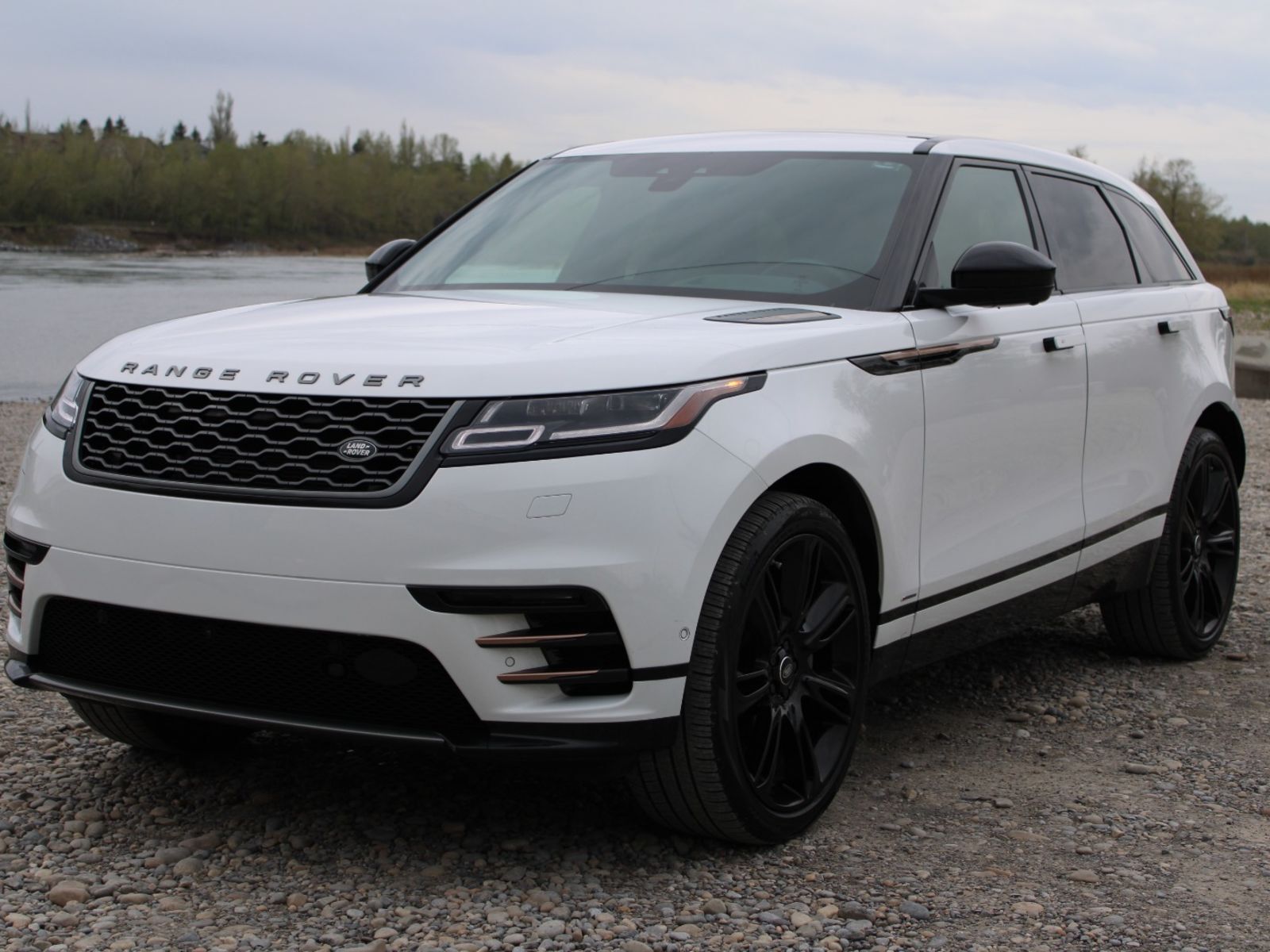 2020 Land Rover Range Rover Velar - CLEAN CARFAX - ONE OWNER - 