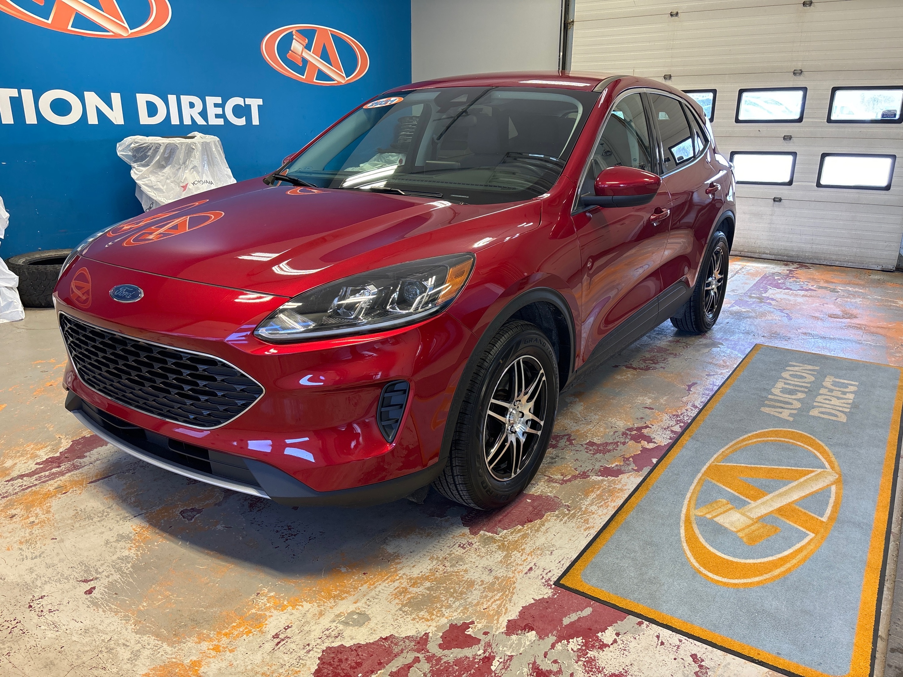 2021 Ford Escape SE AWD! NEW ALLOYS AND TIRES!
