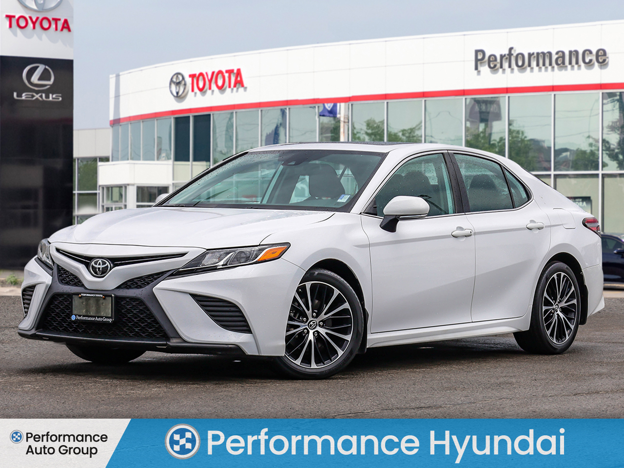 2019 Toyota Camry SE Upgrade Package, One Owner, Power Sunroof