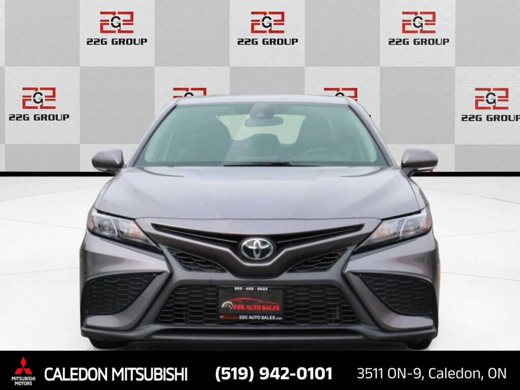 2022 Toyota Camry Se | Leather