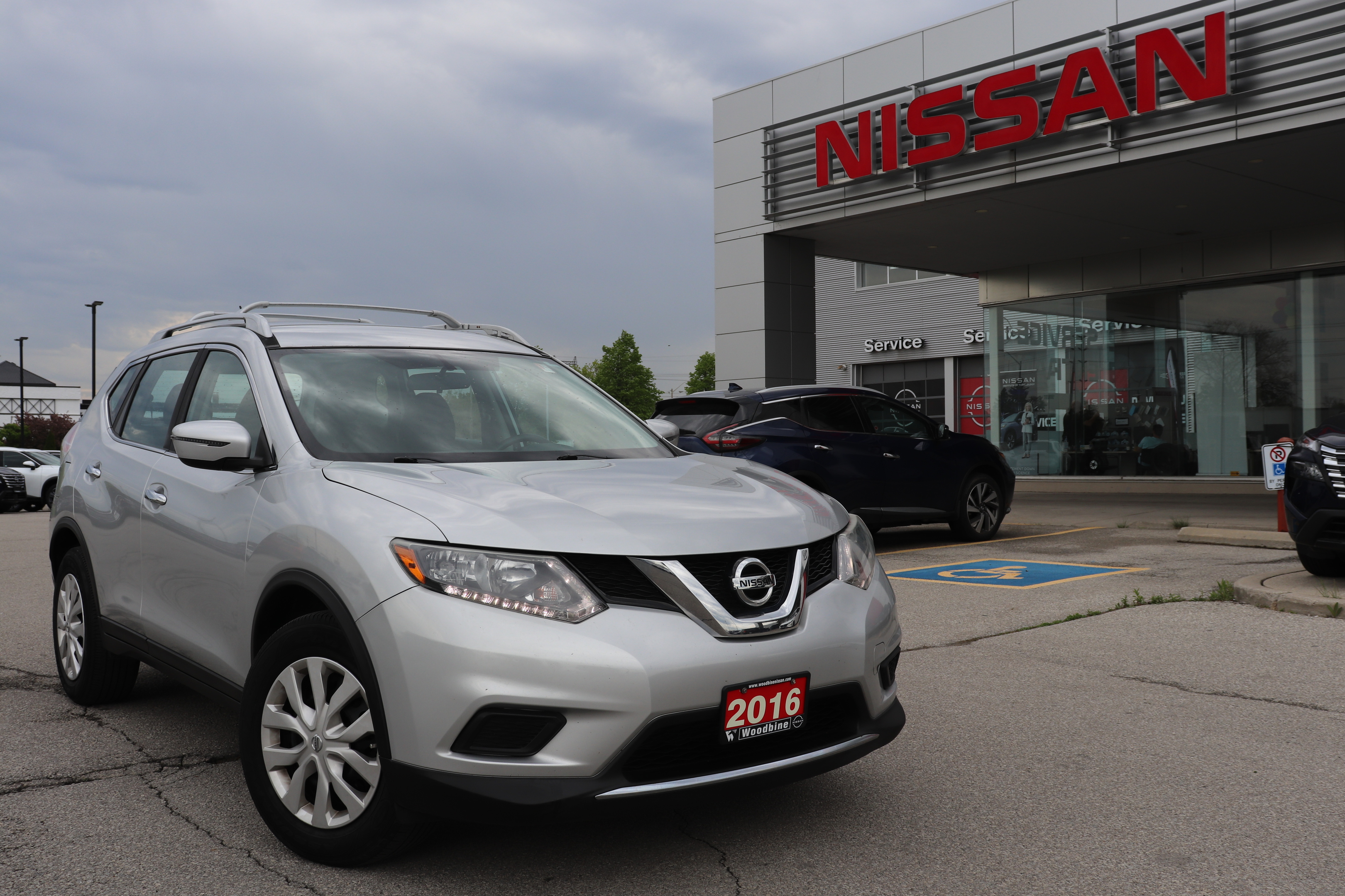 2016 Nissan Rogue S|NO ACCIDENTS|LOW KM|REVERSE CAMERA|BLUETOOTH