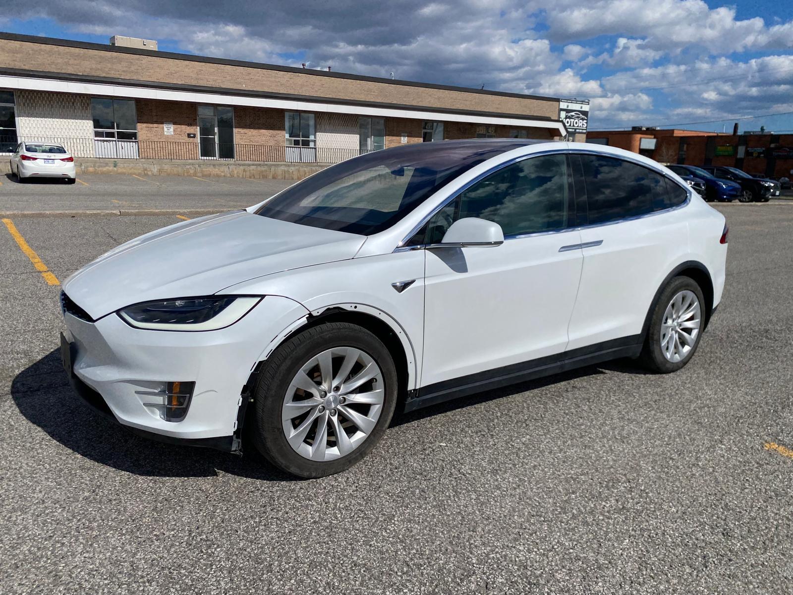 2019 Tesla Model X 100D AWD -Ltd Avail-
