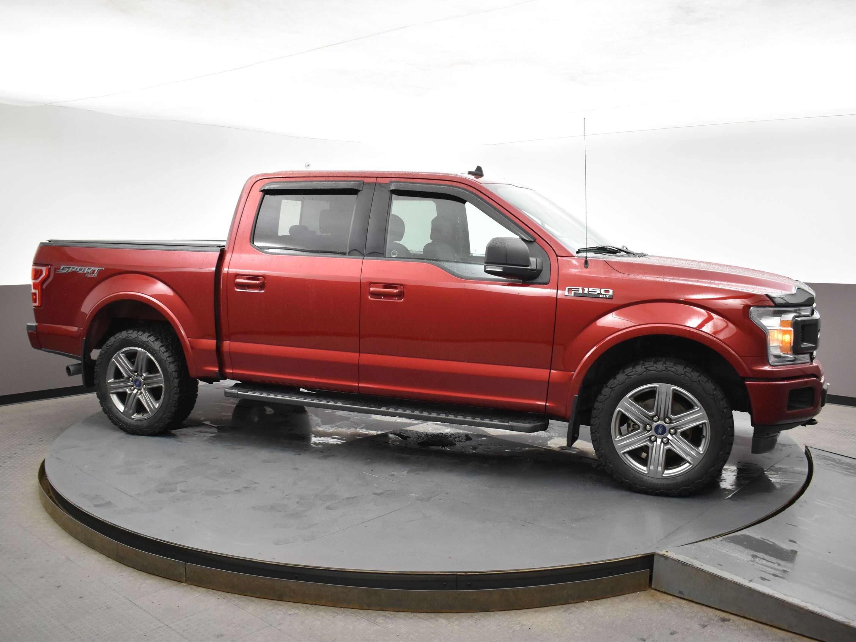 2019 Ford F-150 XLT TOW HOOKS, TRAILER HITCH, CARPLAY, CLIMATE CON
