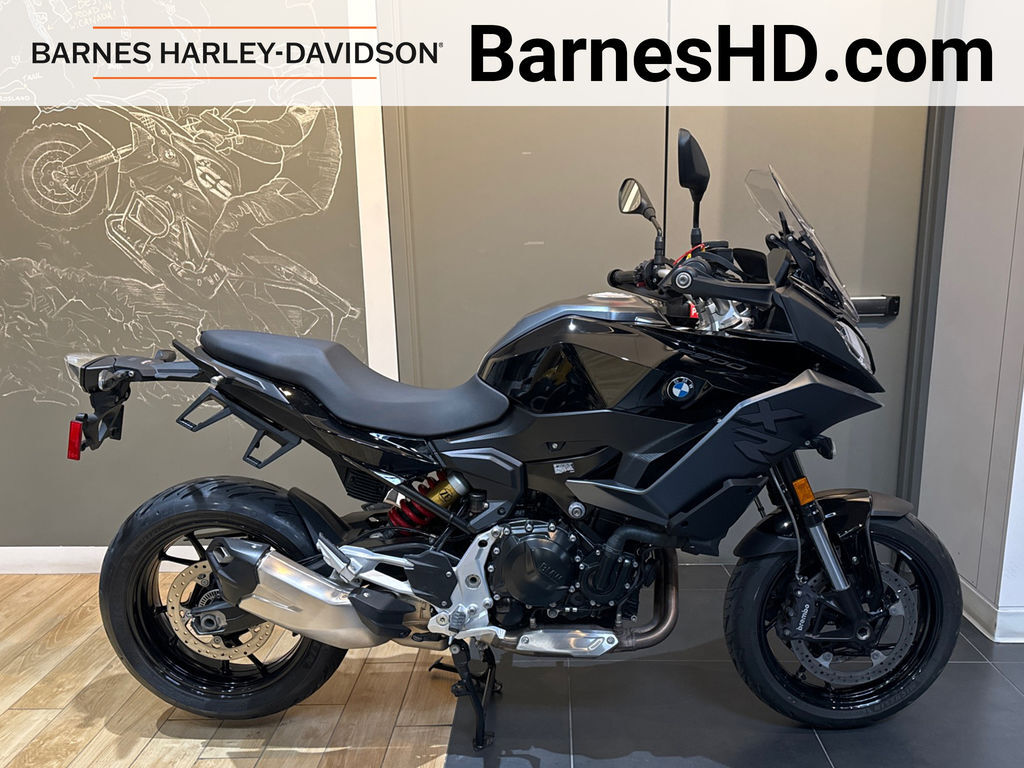 2023 BMW F 900 R Black Storm Metallic 