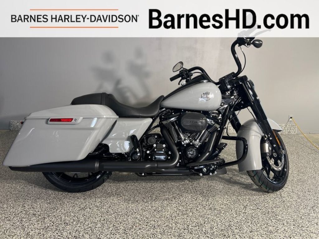 2024 Harley-Davidson FLHRXS - Road King™ Special 