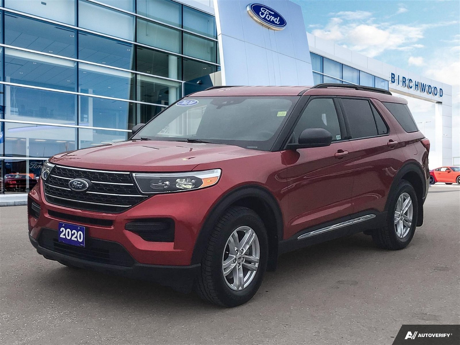 2020 Ford Explorer XLT 7 passenger | Cold Weather Pack | Local Vehicl