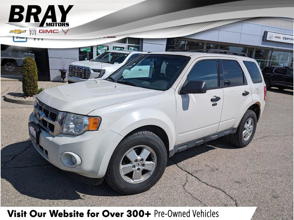 2012 Ford Escape XLTXLT LEATHER, ROOF, V6 4X4, ALLOYS, SYNC, AS-TRA