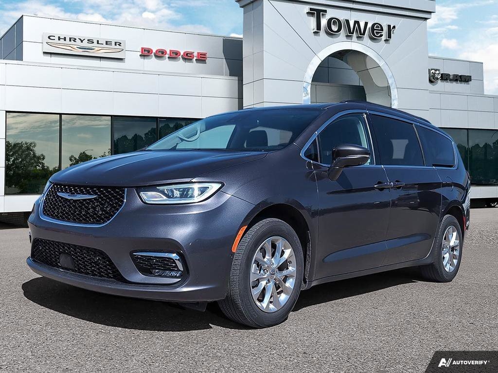 2022 Chrysler Pacifica Touring L | AWD | Leather | Heated Seats | Media S