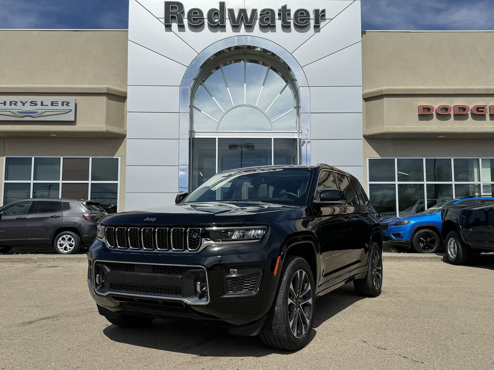 2022 Jeep Grand Cherokee Overland 4x4 | Low KMs | V8 | Nappa Leather | Vent