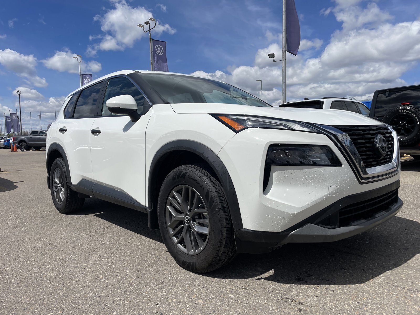 2022 Nissan Rogue S | Clean Carfax | One Owner | Carplay!
