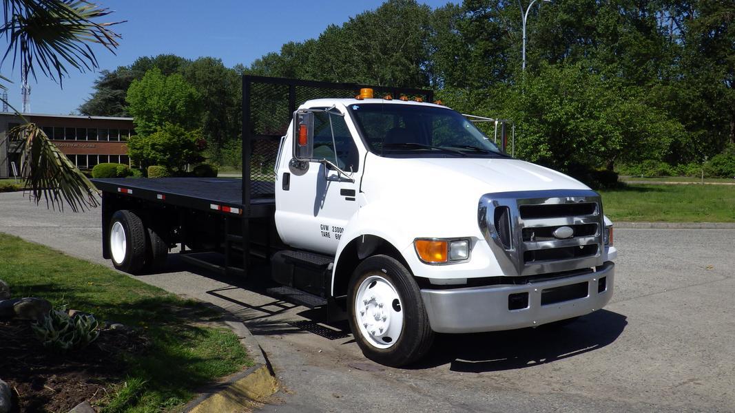 2006 Ford F-650 16 Foot Flat Deck 2WD Diesel With Air Brakes