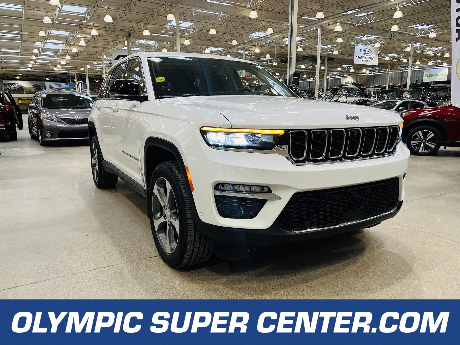 2023 Jeep Grand Cherokee 4X4 Limited | SUNROOF | LEATHER | 3.6L |