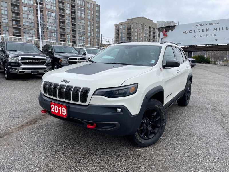 2019 Jeep Cherokee Apple CarPlay - $222 B/W