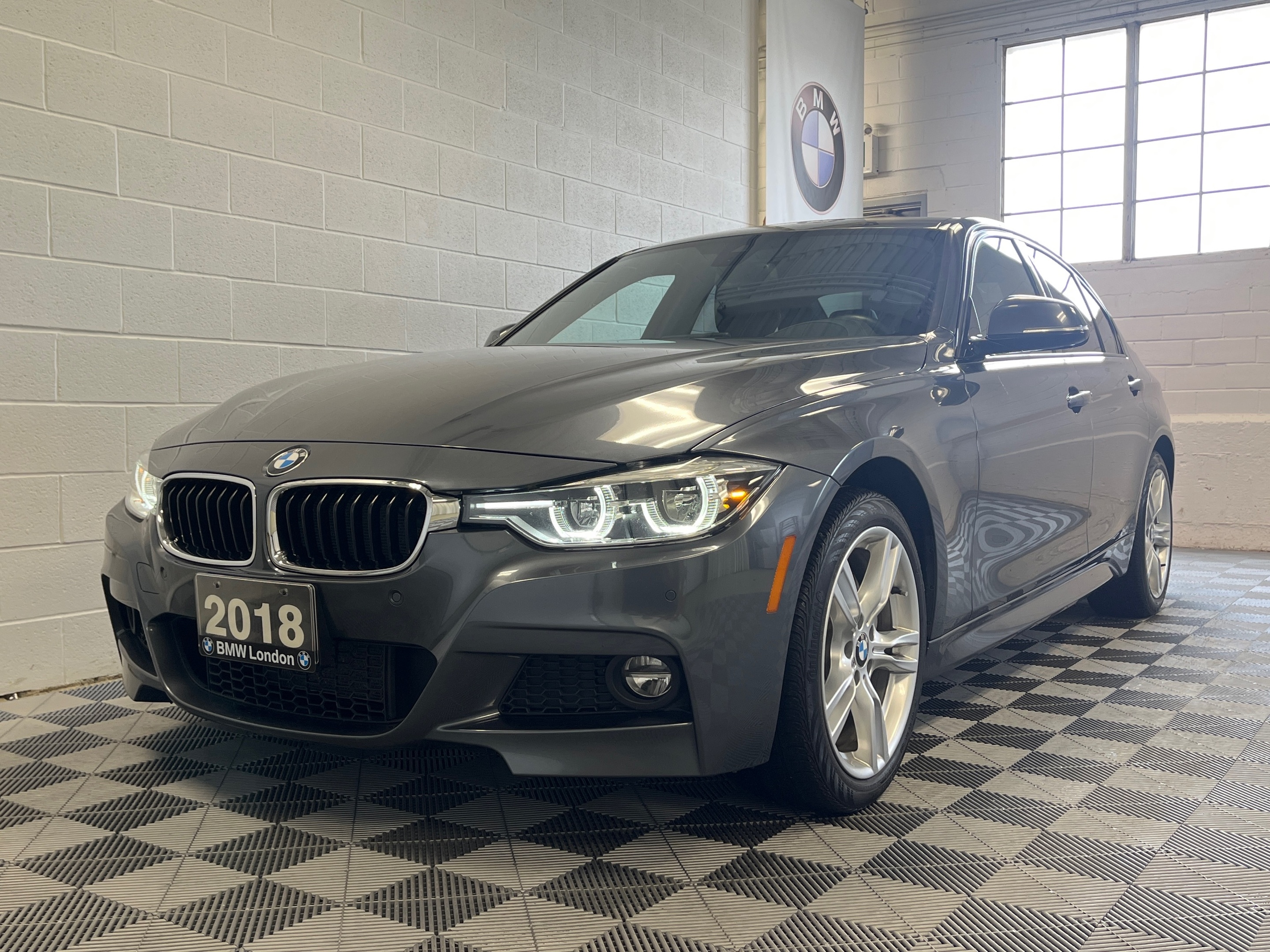 2018 BMW 330I ALL NEW BRAKES | M SPORT EDITION II - Comfort Acce