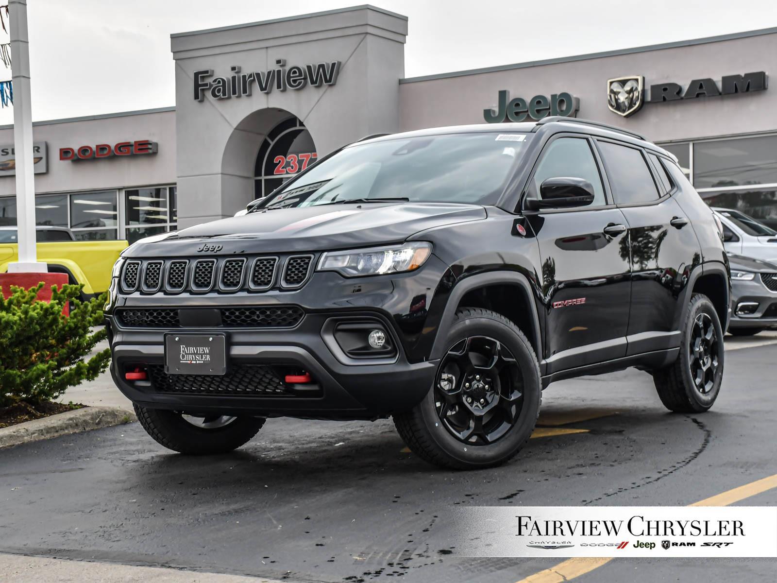 2023 Jeep Compass Trailhawk Uconnect 5 NAV w/ 10.1–inch display | GP