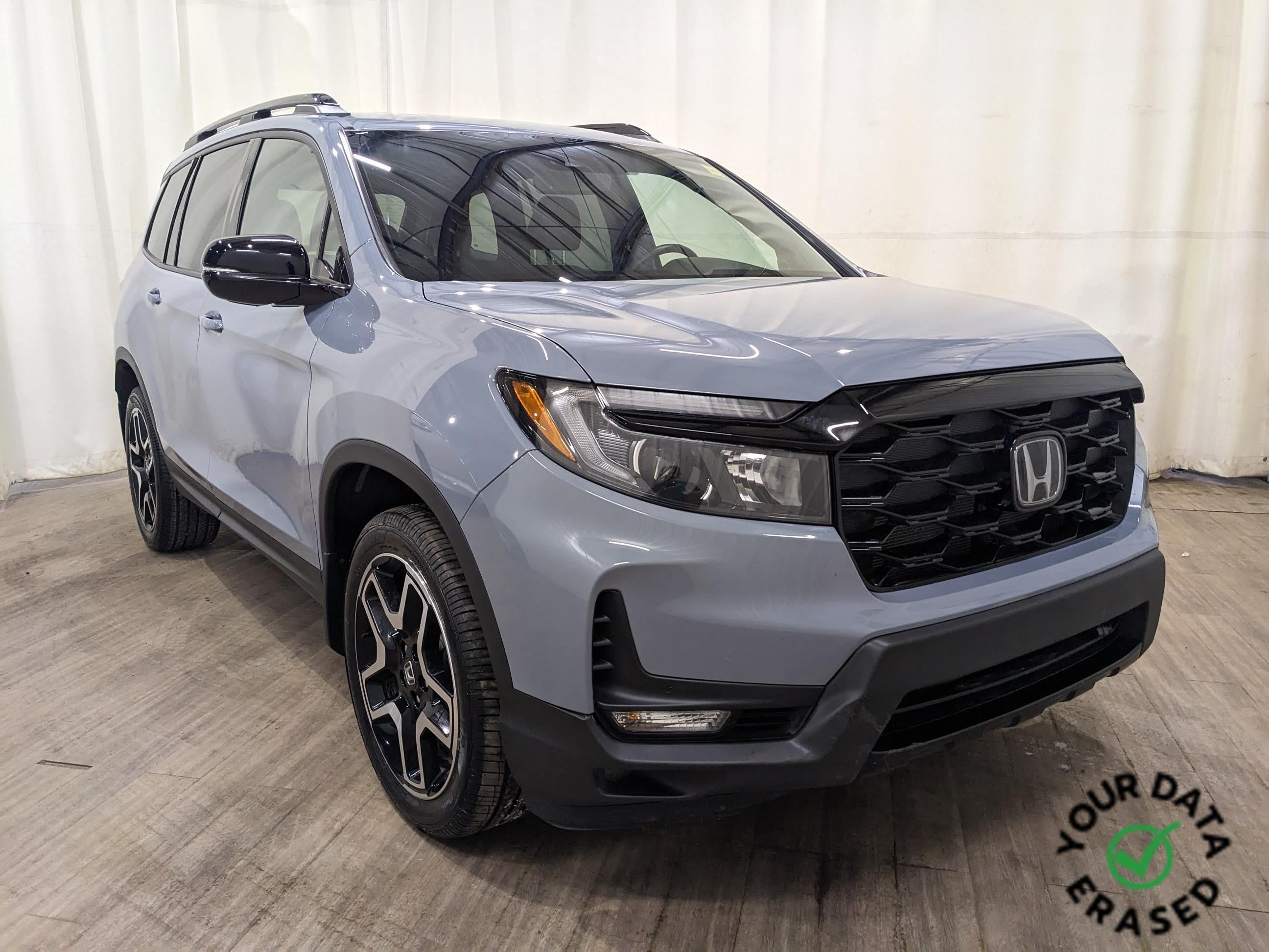 2023 Honda Passport Touring AWD| No Accidents | Remote Start | Leather