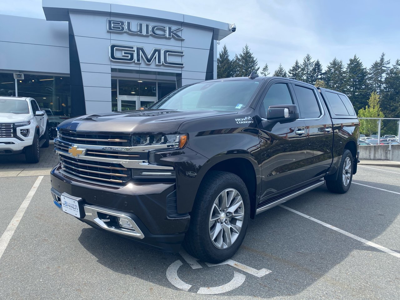 2019 Chevrolet Silverado 1500 HIGH COUNTRY One owner, Low mileage / 