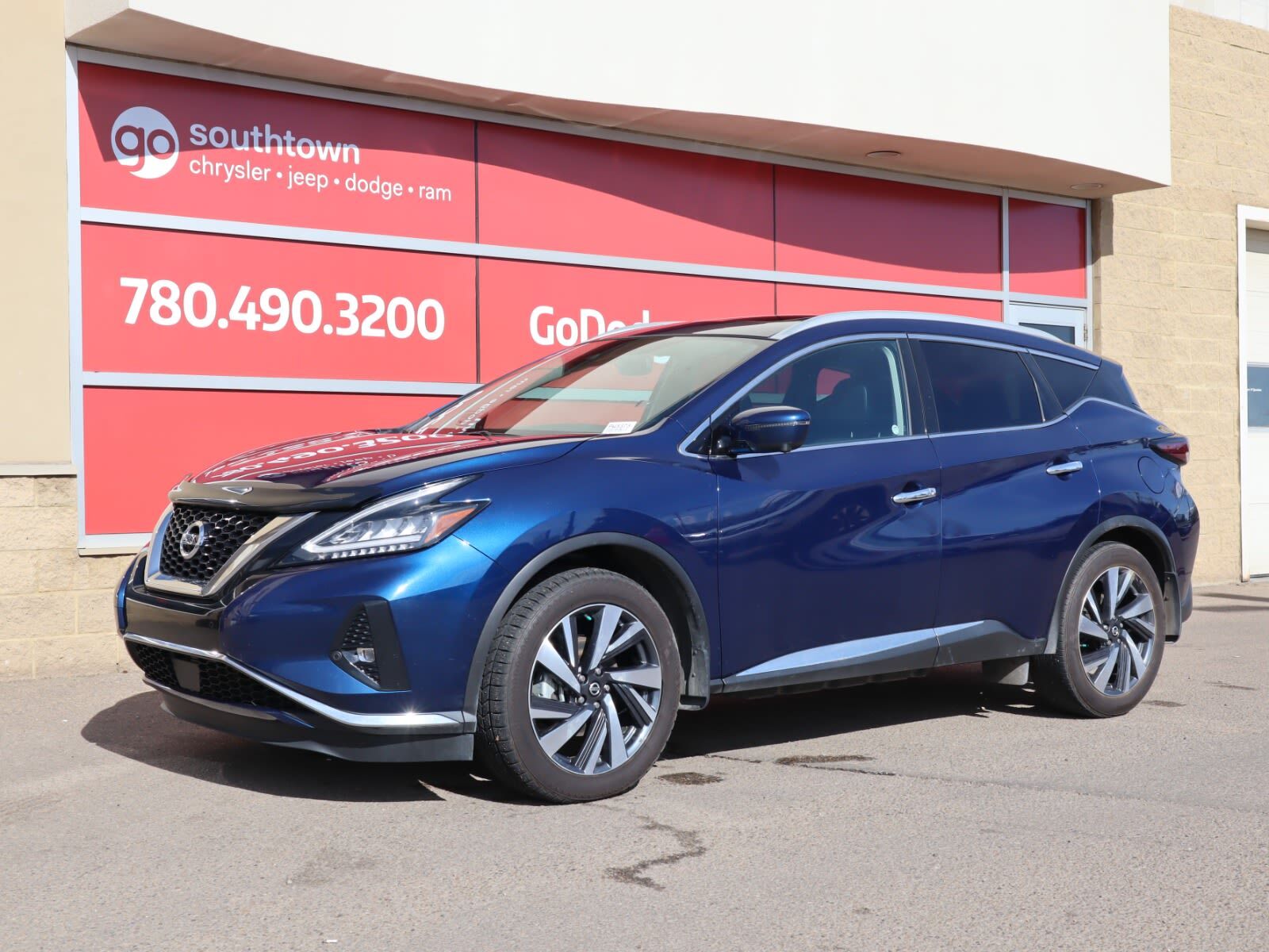 2022 Nissan Murano SL AWD IN PATRIOT BLUE WITH A PANORAMIC SUNROOF/ F