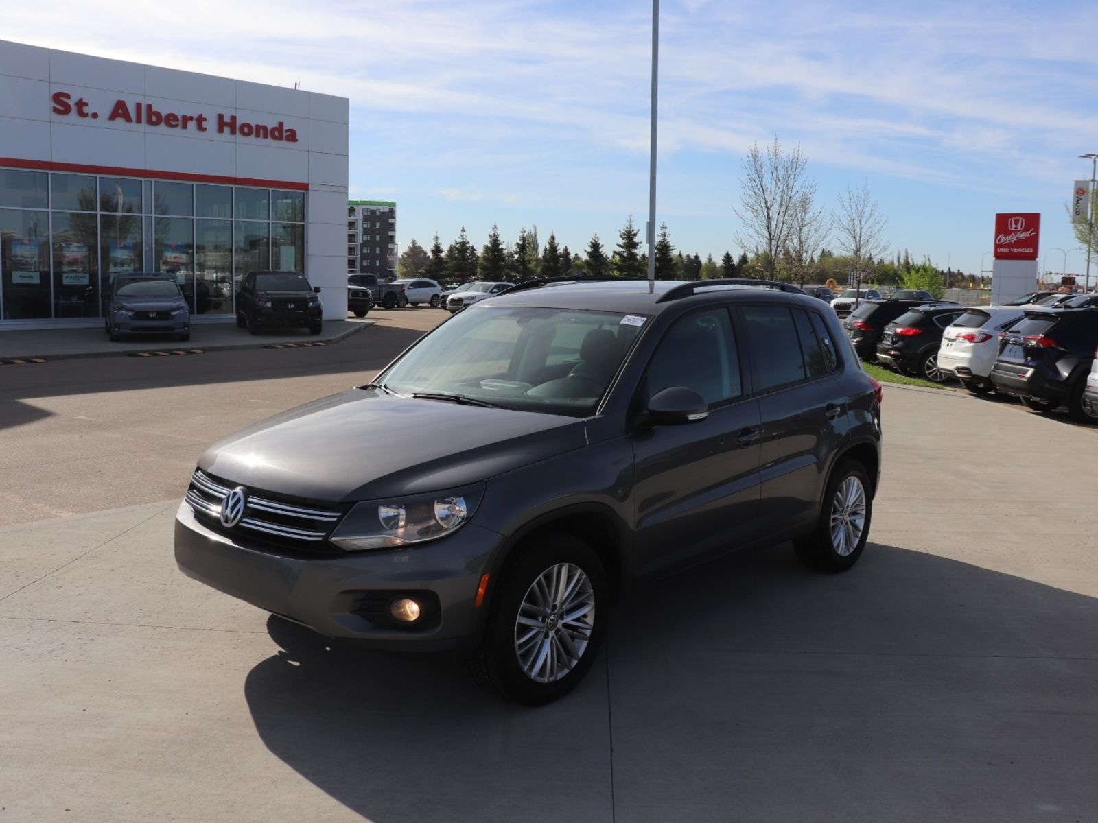 2016 Volkswagen Tiguan Special Edition: AWD/CLEAN CARFAX