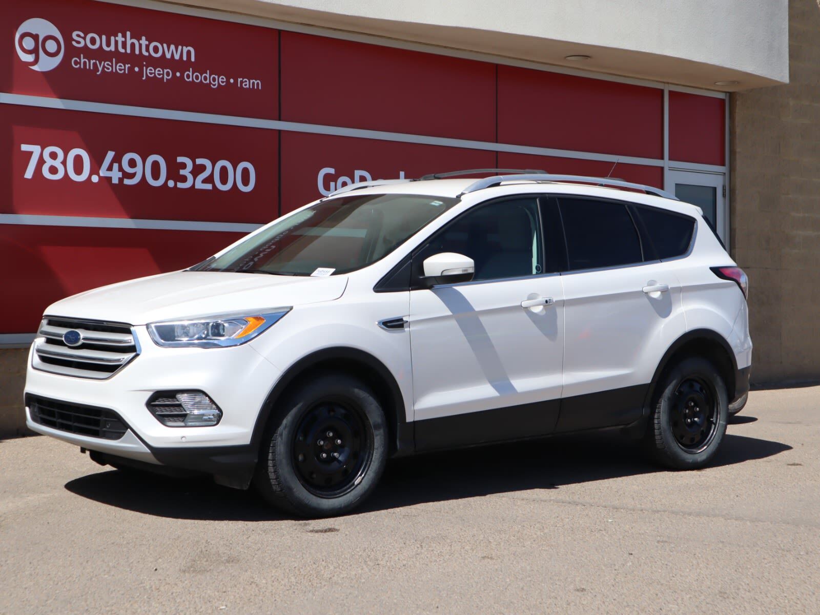 2018 Ford Escape TITANIUM IN OXFORD WHITE EQUIPPED WITH A 2.0L TURB