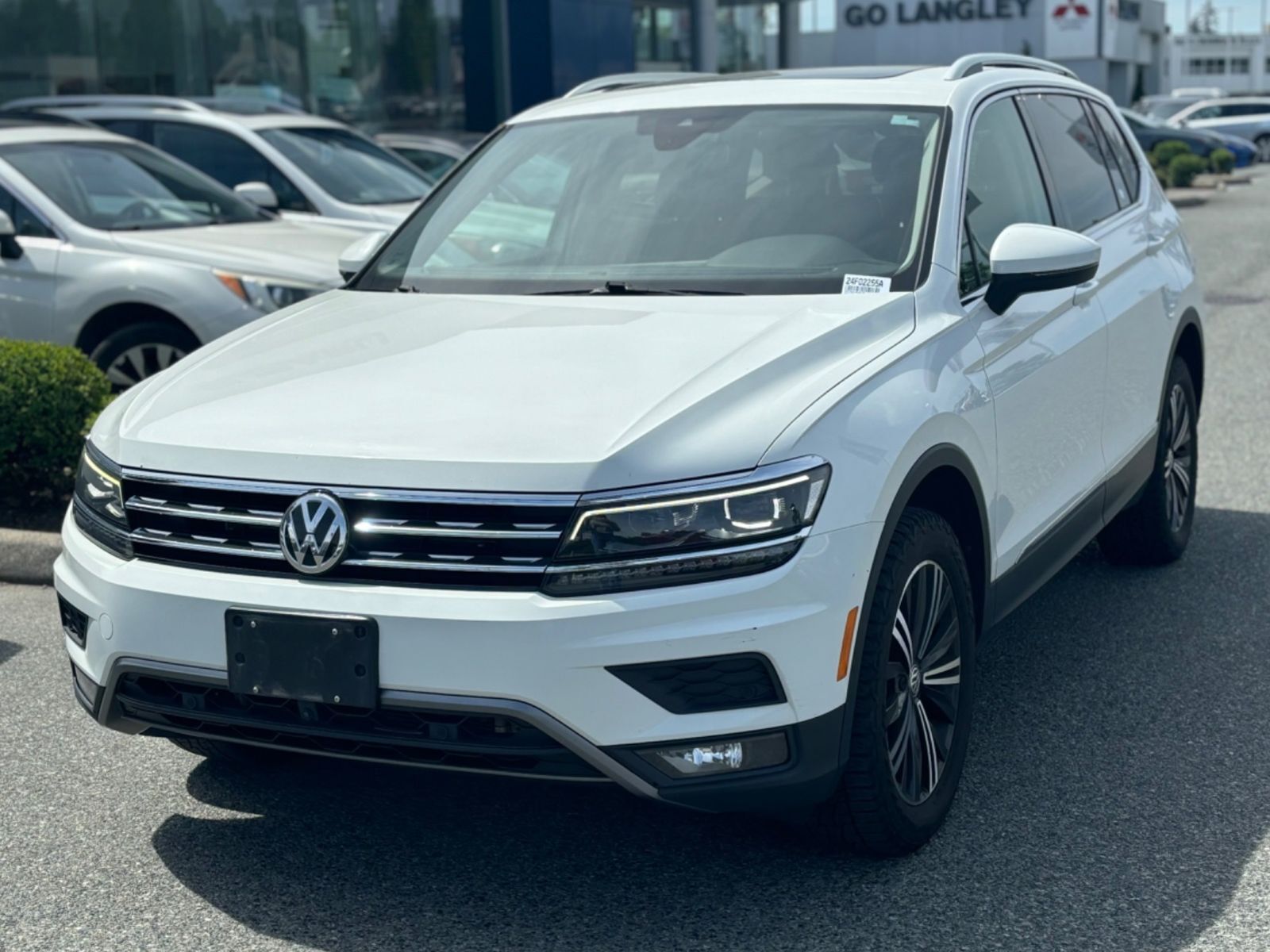2018 Volkswagen Tiguan SUNROOF | AWD | LEATHER SEATS | HEATED SEATS | PUS
