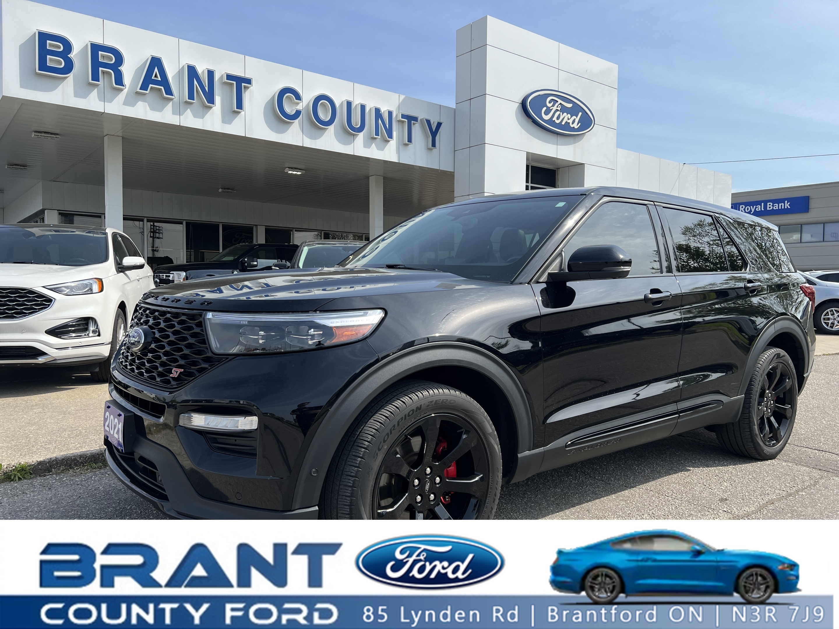 2021 Ford Explorer ST 4WD Street Package twin roof  tech package 