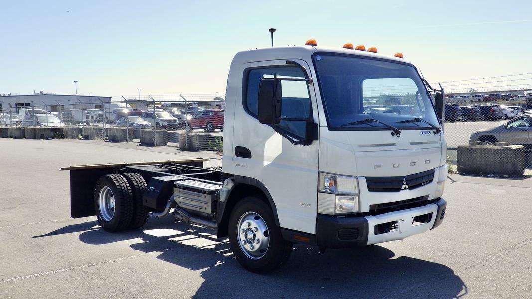 2015 Mitsubishi FUSO FE Cab And Chassis  3 seater Diesel