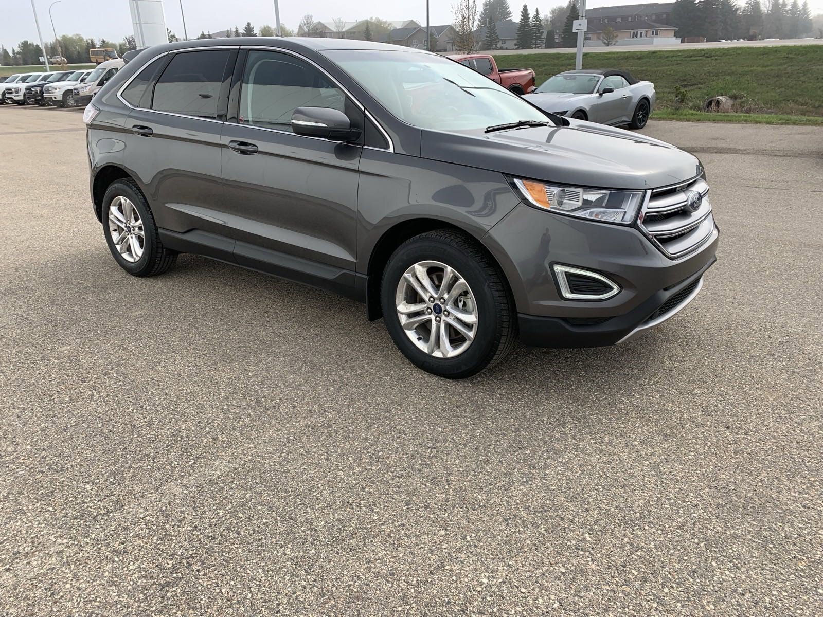 2017 Ford Edge SEL WITH NAVIGATION AND COLD WEATHER PACKAGE