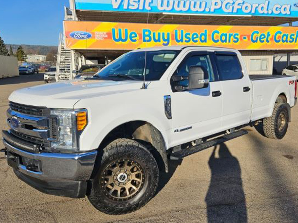2017 Ford F-350 XLT | Diesel | Tow Off The Lot | FX4/Trailer PKG 