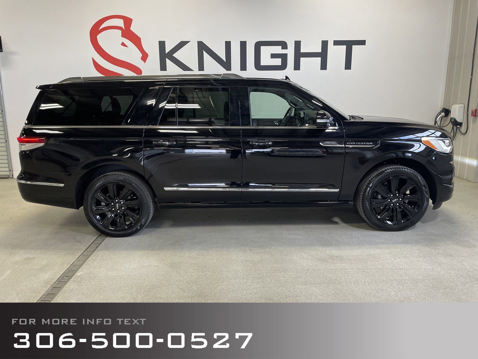 2024 Lincoln Navigator Reserve with Luxury Pkg