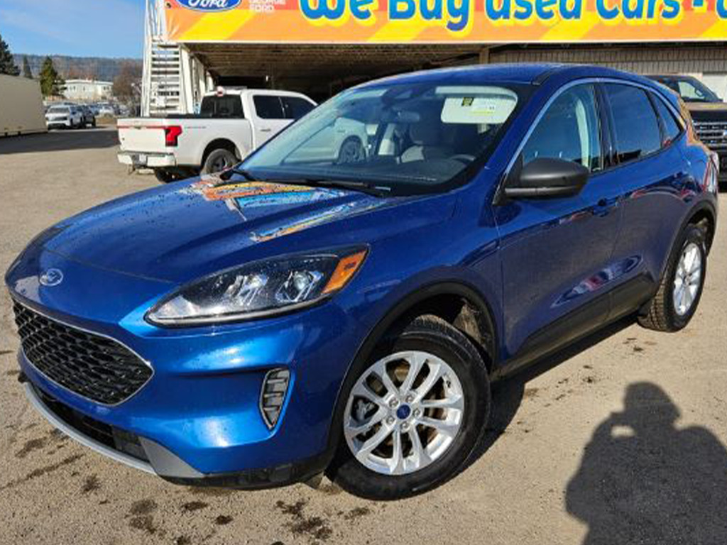2022 Ford Escape SE | AWD | Heated Seats | Keyless Entry | Rear Cam
