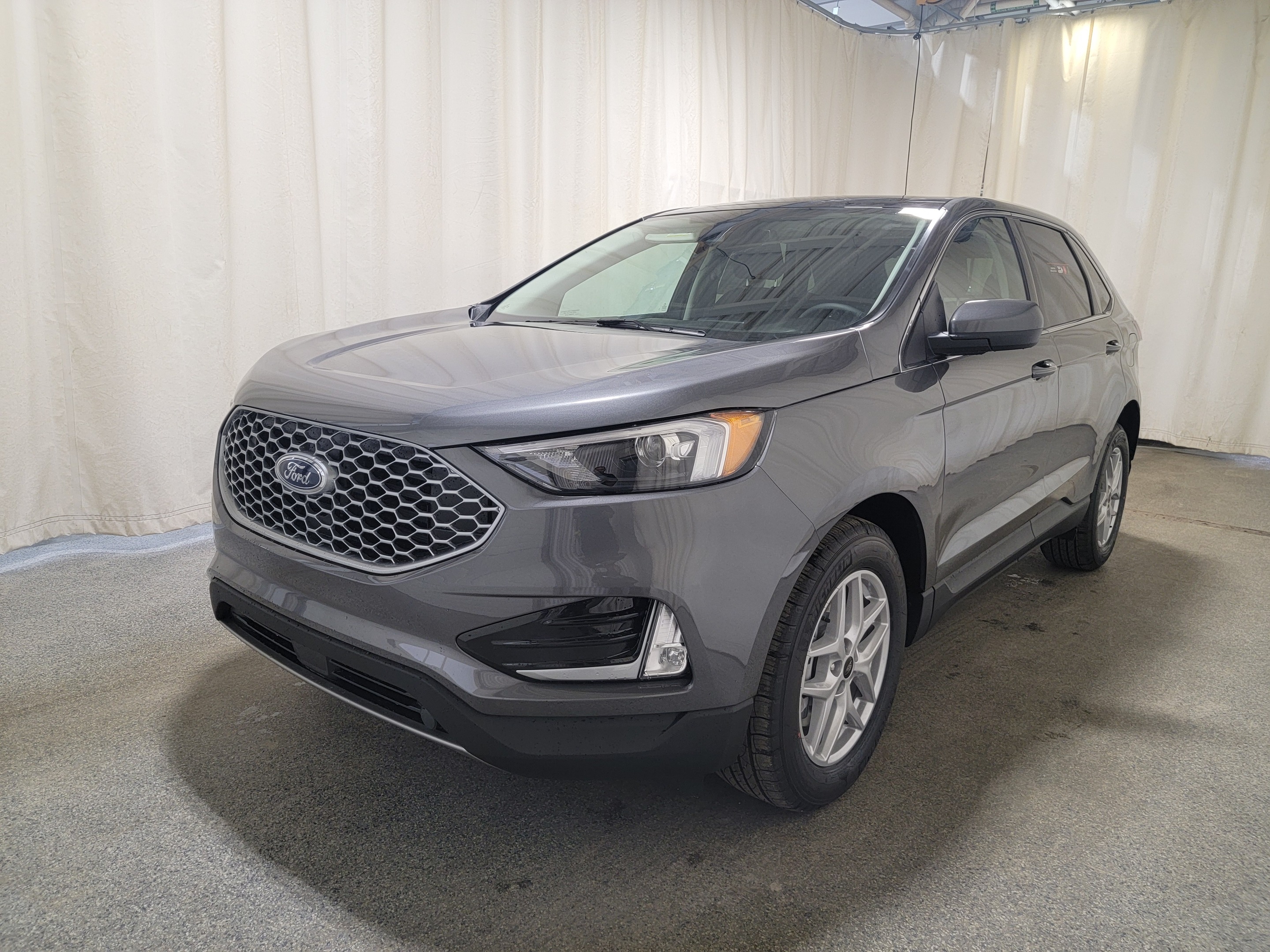 2024 Ford Edge SEL W/ CONVENIENCE PACKAGE