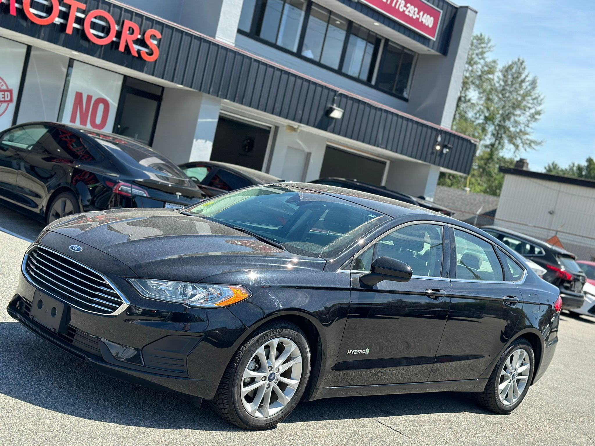2019 Ford Fusion Hybrid SE FWD/ LEATHER SEATS/ BLUETOOTH/ BACK UP CAMERA