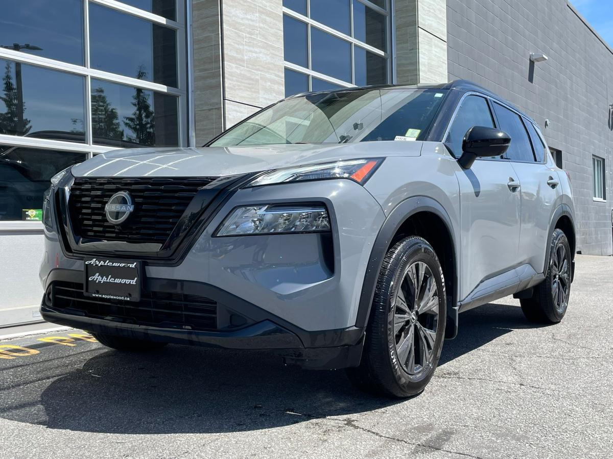 2023 Nissan Rogue SV Midnight Edition AWD - 1 Year FREE Oil Change!
