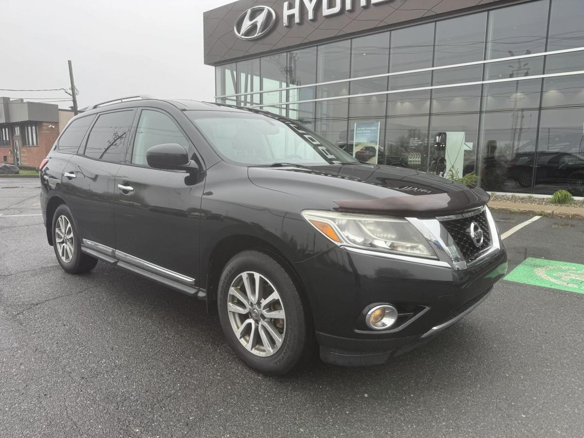 2013 Nissan Pathfinder SL 4WD 7 passagers Bancs chauffants Cuir Mags