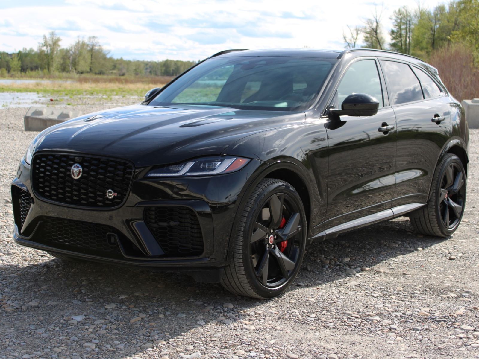 2022 Jaguar F-Pace 550 HORSEPOWER - CLEAN CARFAX - ONE OWNER -