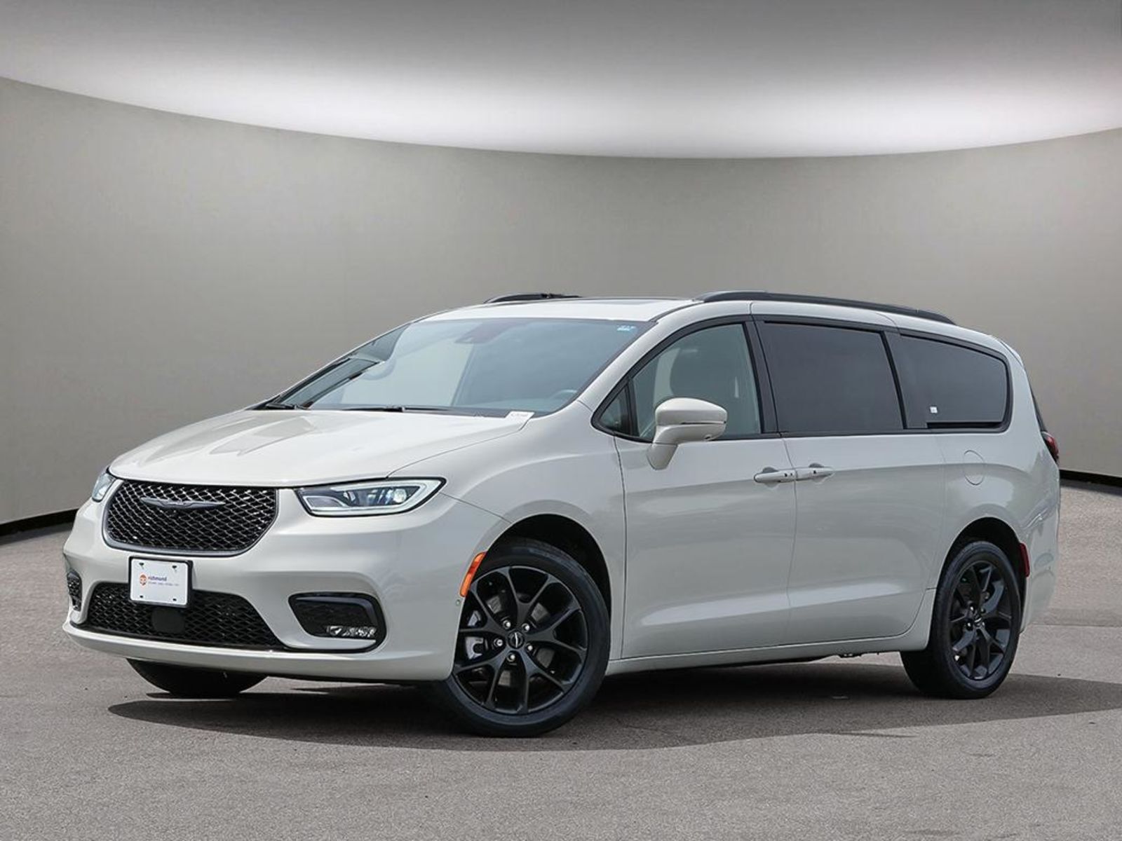 2021 Chrysler Pacifica Touring-L Plus AWD
