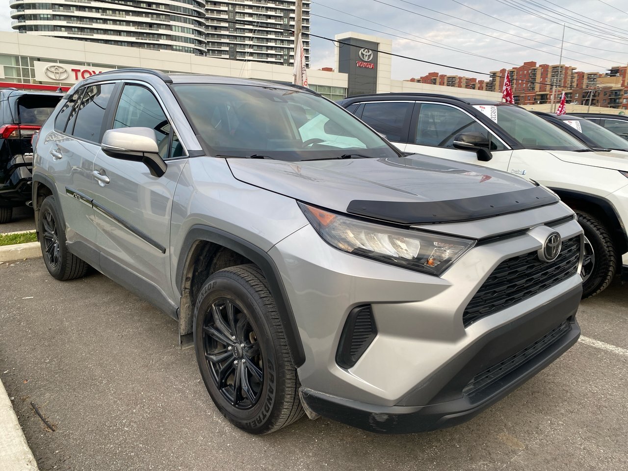 2019 Toyota RAV4 LE Bluetooth Camera Sieges Chauffants