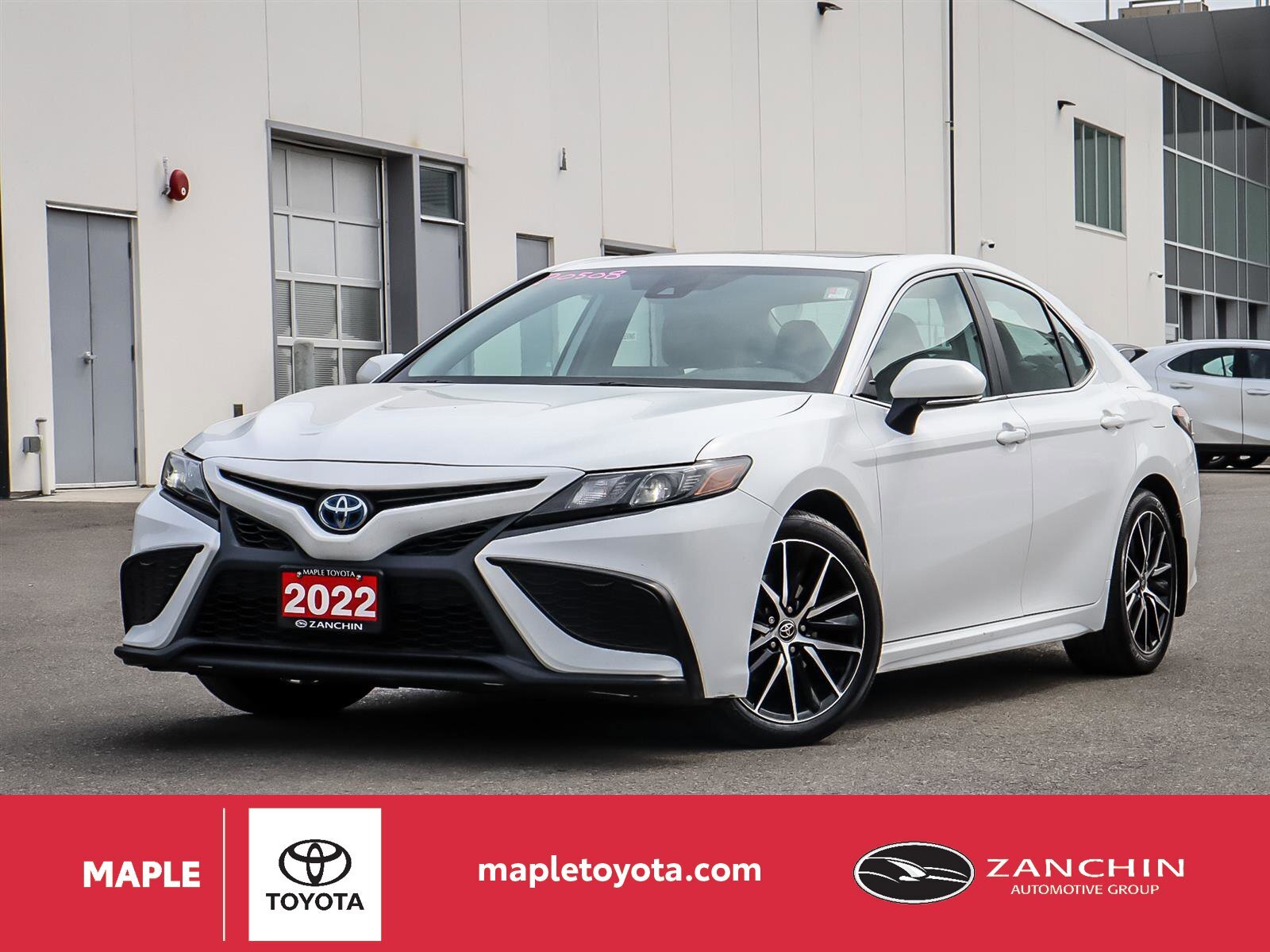 2022 Toyota Camry SE/ONE OWNER/CLEAN CARFAX/APPLE CARPLAY