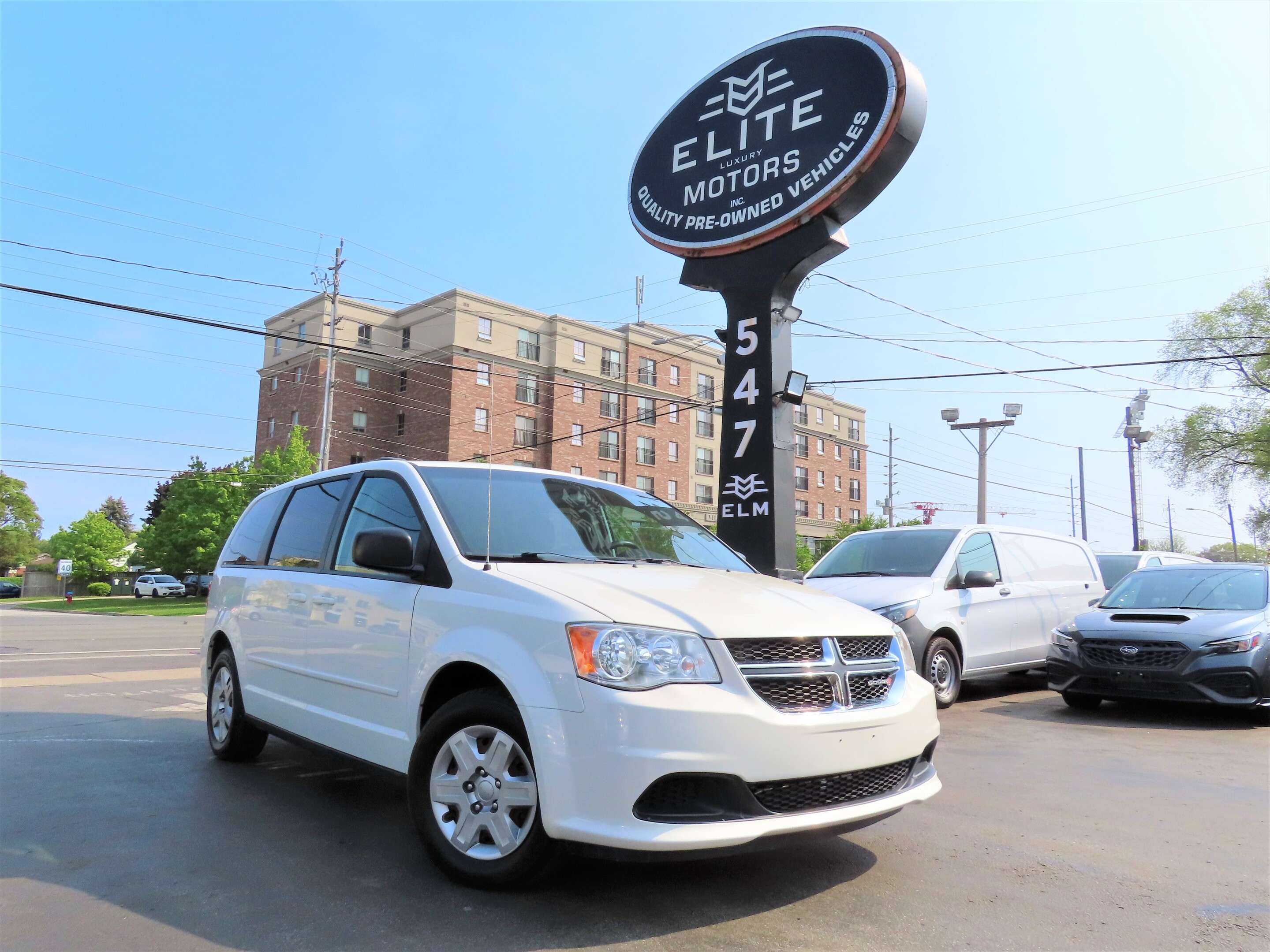 2013 Dodge Grand Caravan 47,000KM ONLY - 3-YEARS WARRANTY AVAILABLE !!