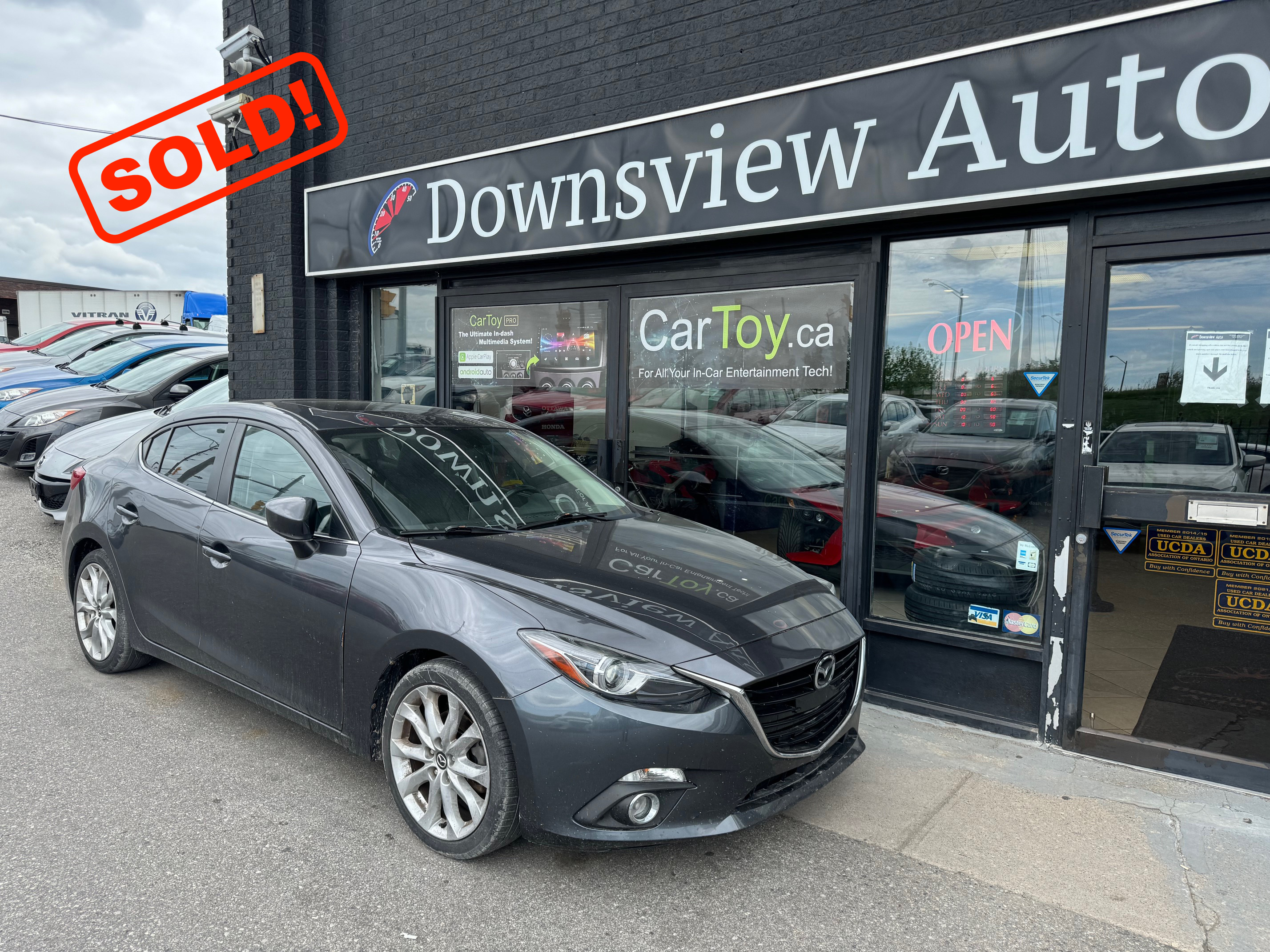 2014 Mazda Mazda3 SKY! GT! AUTO! LEATHER! ROOF! SAFETY AVAILABLE!