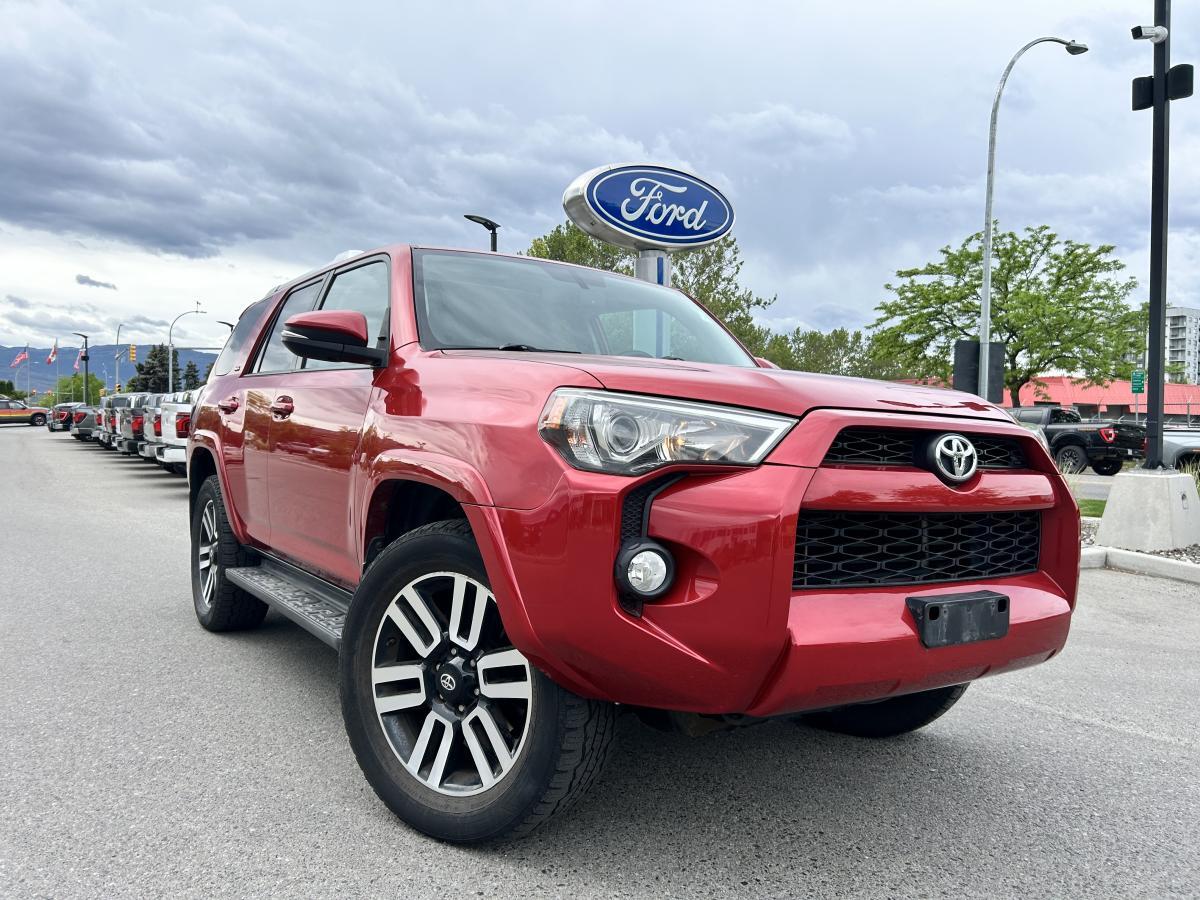 2014 Toyota 4Runner 7 seater, leather, moonroof, 