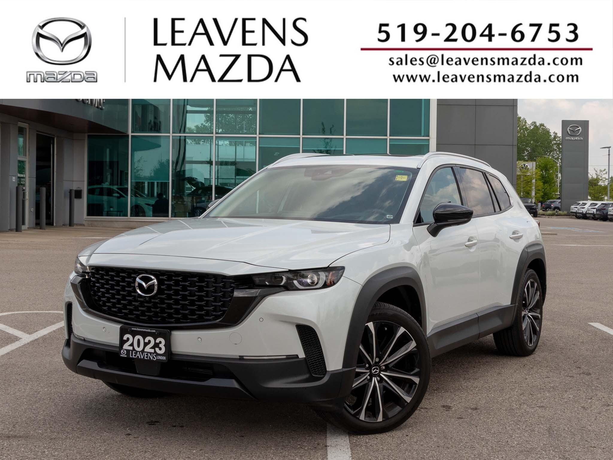2023 Mazda CX-50 ONE OWNER | CLEAN CARFAX | LOW KMS