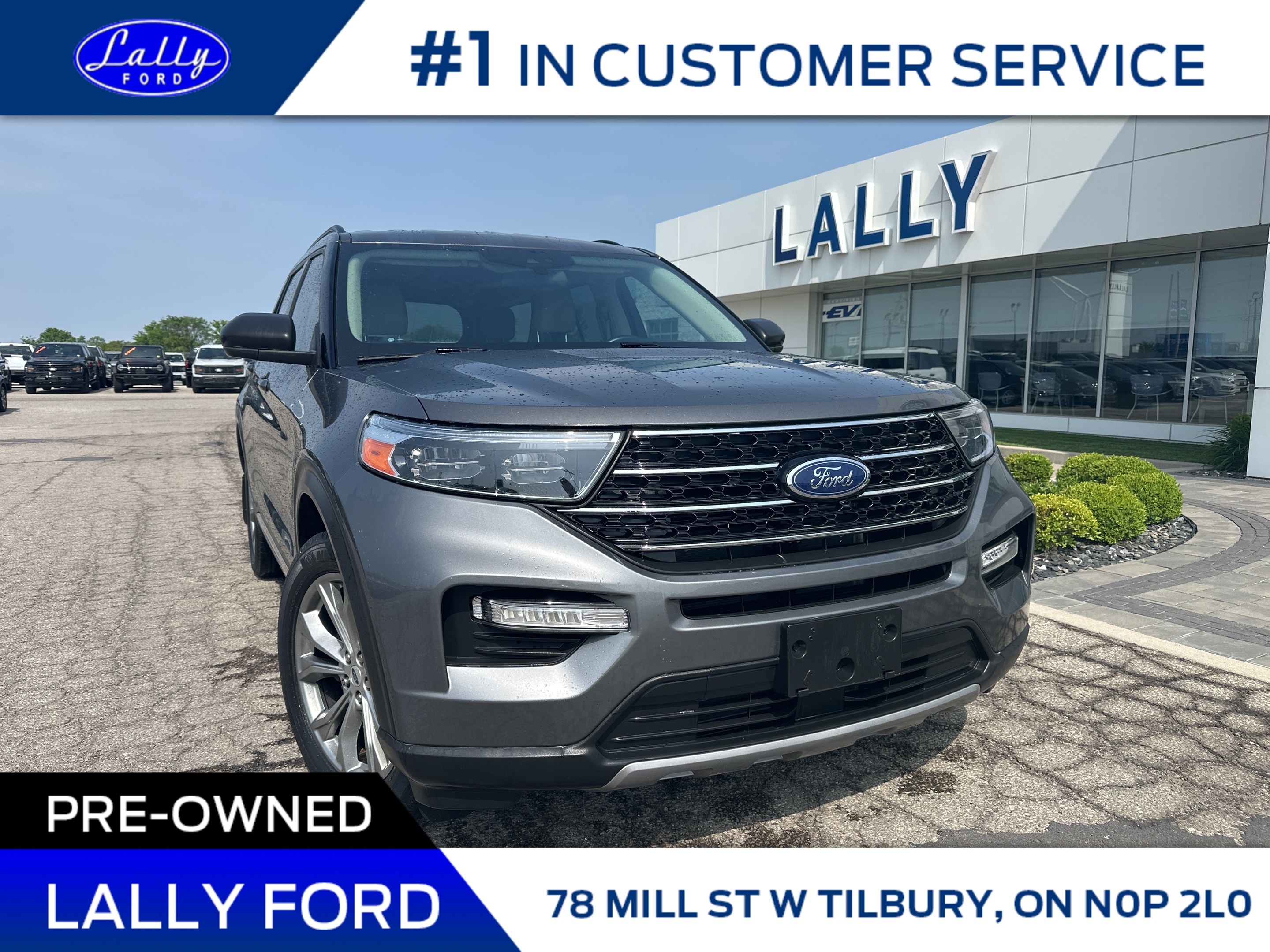 2021 Ford Explorer XLT, 4WD, Leather, One Owner!