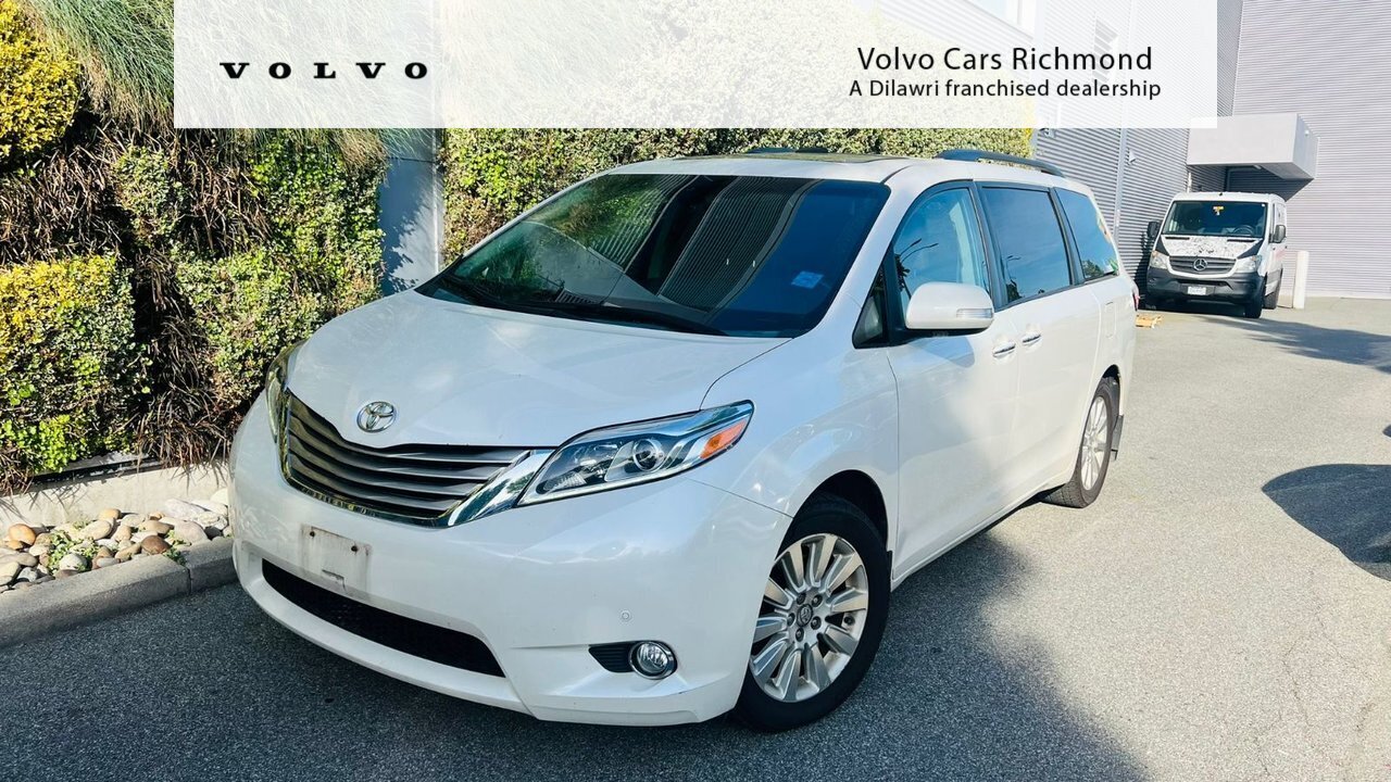 2015 Toyota Sienna XLE AWD 7-Pass V6 6A | Local, One Owner | / 