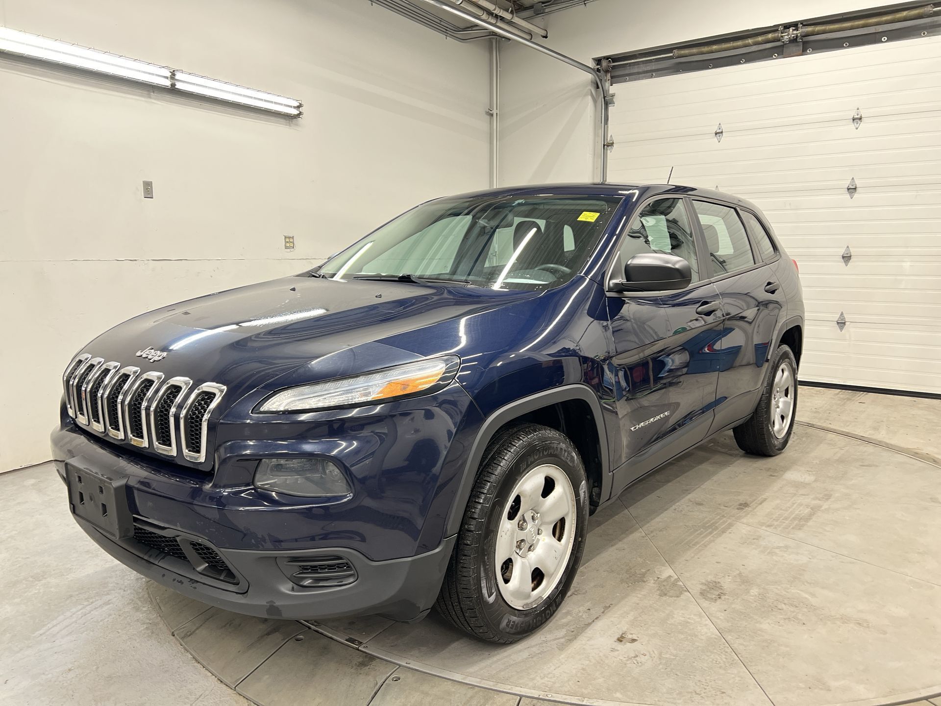 2014 Jeep Cherokee 4x4 | 3.2L V6 | BLUETOOTH | LOW KMS! | CERTIFIED!