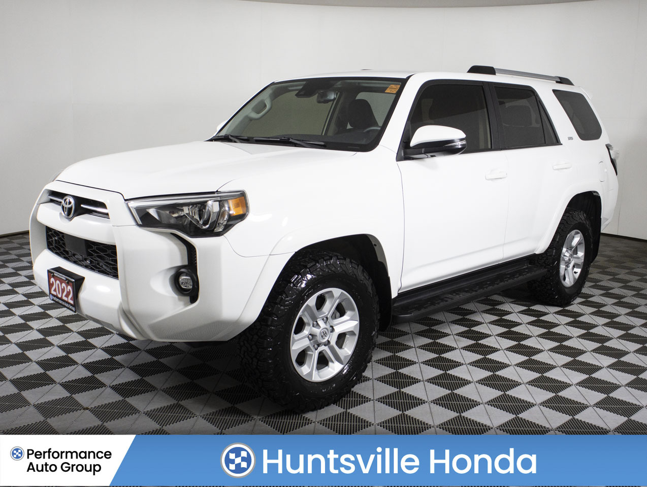 2022 Toyota 4Runner Base | 4.0L V6 | 4x4 | LEATHER | 3RD ROW SEATING  