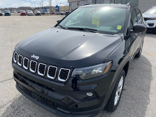 2024 Jeep Compass SAVE $4500,FREE DELIVERY IN ALBERTA!!