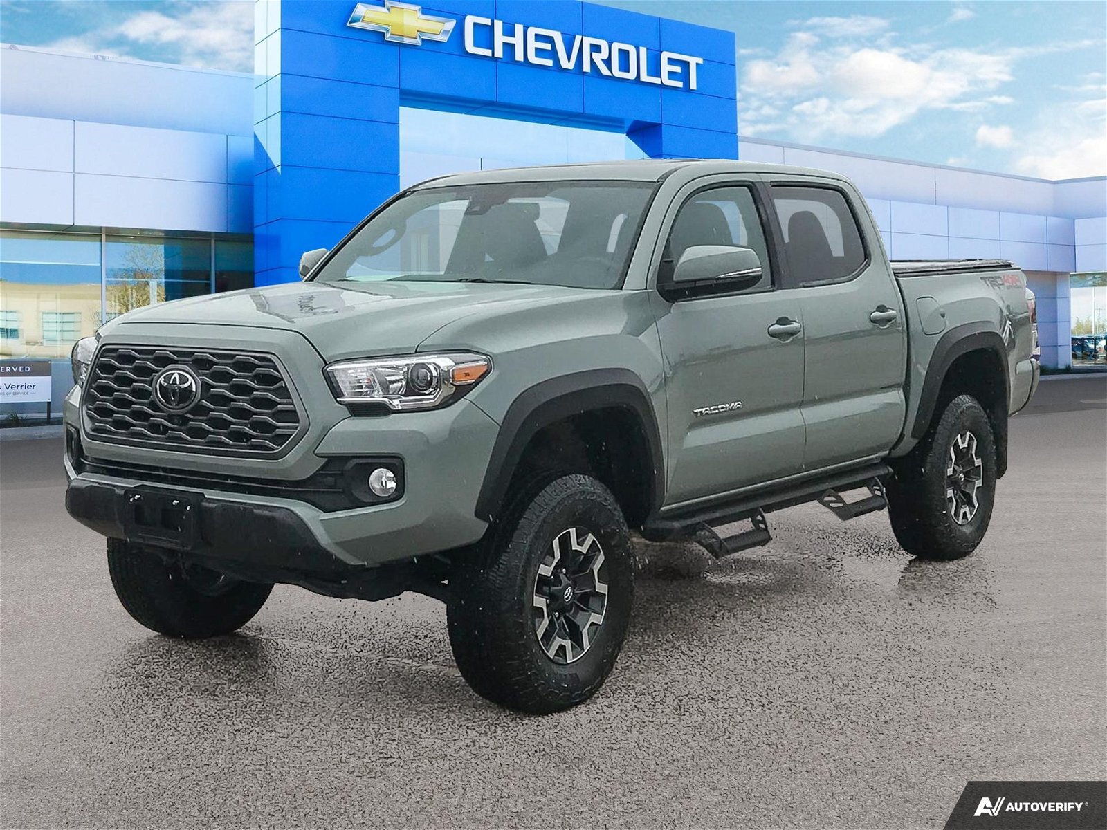 2023 Toyota Tacoma 4x4 Double Cab Auto SB Bed Liner | Side Steps | on